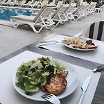 Myra 말마리스