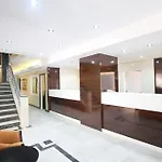 호텔 Myra 3*