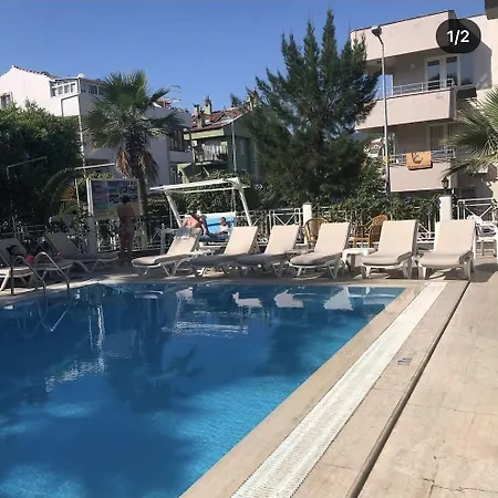 Отель Myra