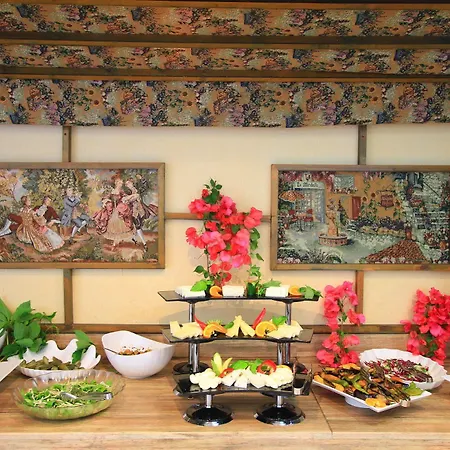 Myra Hotel 3*