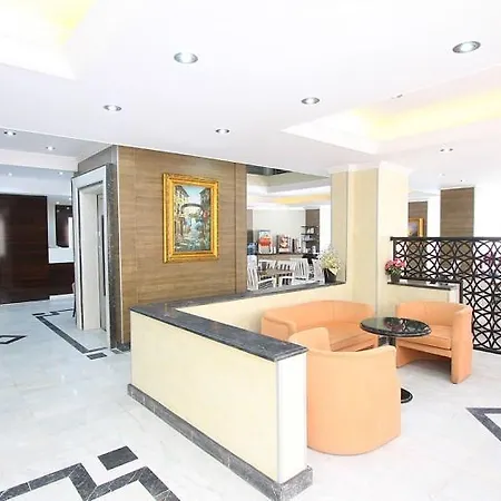 Myra 3* מרמריס